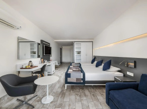 White City Beach - Adults Only