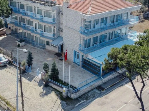 Ayvalık Mavi Çam Otel