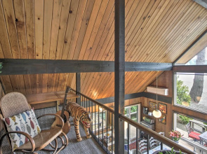 Waterfront Cabin w/ Fire Pit in Gig Harbor!