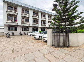 Hotel Pleasant Stay
