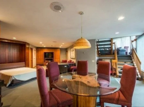 Pinnacle by Lespri Management