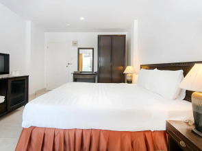 The Phoenix Hotel Bangkok