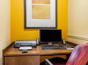 Microtel Inn & Suites by Wyndham Verona