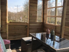 Pipowagen/chalet de oude rijn
