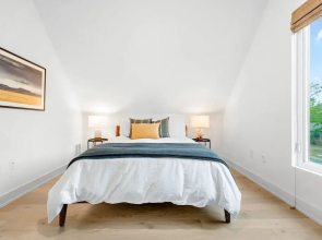 Stylish 2 Bedroom Retreat in South Austin