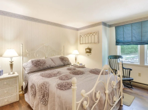 Wintergreen Resort Vacation Rental w/ Balcony!
