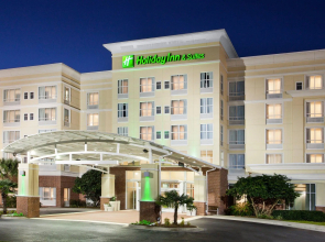 DoubleTree by Hilton Brunswick