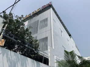 OYO 1054 Rong Vang Hotel