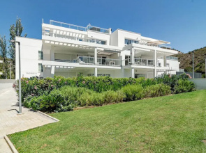 RI B2a- Relaxed Modern Flat in Benahavis