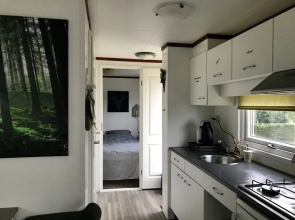 Nicely Furnished Chalet with Oven near Wadden Sea
