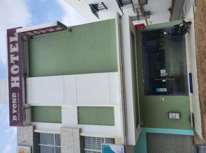 OYO 90177 Byond Hotel