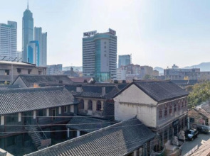 Rongxiang Seafood Hotel