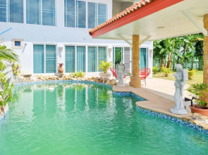 Tina's Living Paradise II - Guesthouses with private pool, 5 min to beach