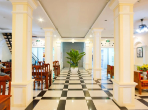 Stay Hue Hotel