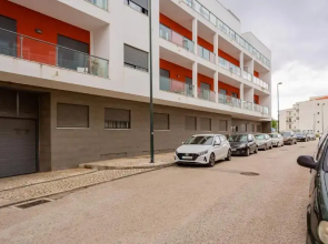 Spacious & Modern 3BDR Apartment in Algarve by LovelyStay