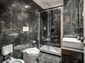 Hotel 87 Eighty seven