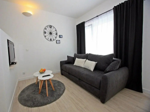 Apartments Tomy