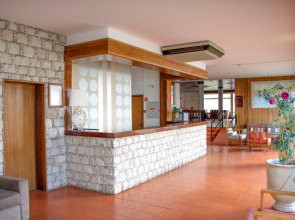 Отель Praia Dourada