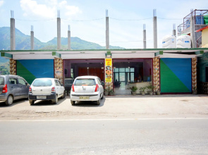 OYO 40171 Mountain Breeze