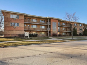 Lush 1BR Apt in Quiet Arlington Heights