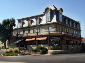 Altland House