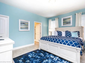 5 Bedroom, 4 Bathroom Villa