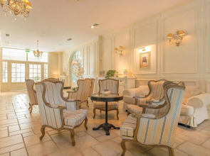 Riviera Resort Modlin Airport