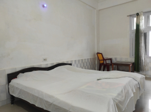 Homecation Manas View Jungle Resort