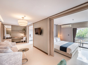 Manhattan Pattaya Hotel