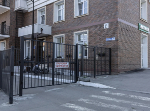 9 nights on Karl Liebknecht Street 201