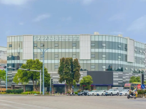 Lavande Hotel Zhongshan Xiaolan Daxin Xinduhui