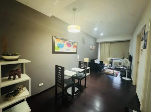 Gramercy 2 bedrooms w Balcony City View