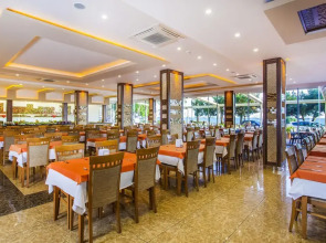 Kleopatra Ada Beach Hotel