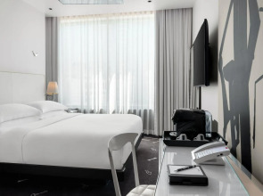 Отель Dua Miami Brickell, An Autograph Collection Hotel