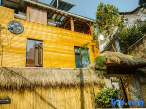 Laojie Dayuan Hostel