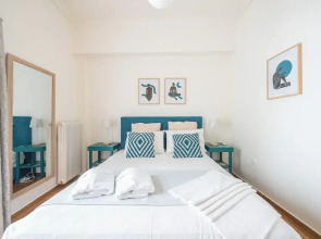 Quiet Embassy Suite by Cloudkeys