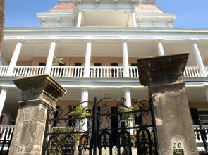The Battery Carriage House