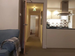 Torr Apartments - Highland Club