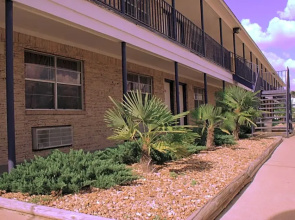 Somerville Inn and Suites