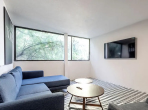 2BR Roma Norte - Parking, Sleeps 6 - Internet