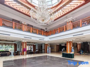 Pingguo International Hotel