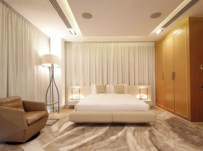 Luxury Overwater Paradise - Nurai Island