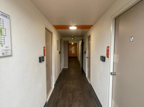 Unisotel Bollene A7 Ex-Hotel F1