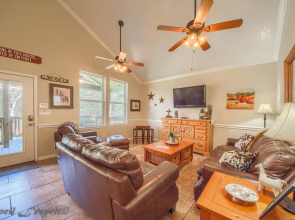 Cowboy Lodge Rr94404 4