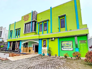 SPOT ON 92445 Mutiara Indah Hotel