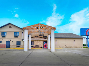Motel 6 Percival IA