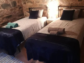 Casa do Linho 400 year old country cottage