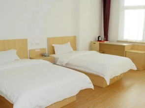 Yantai Yijia Express