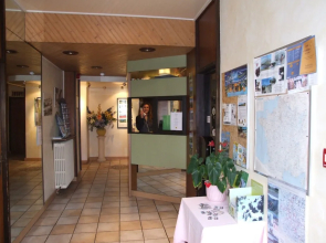 Hotel Azur