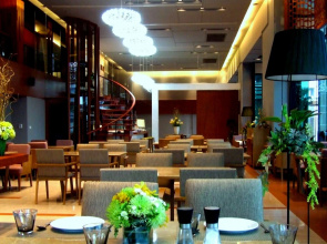 Summit Windmill Golf Suite Hotel @Suvarnabhumi